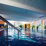 Otel *** Nat