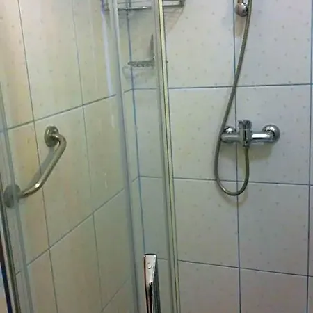 *** Nat فندق كولوبرزيغ